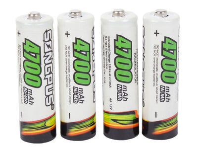 Batteriladdare för AA och AAA inkl 4st AAA batterier