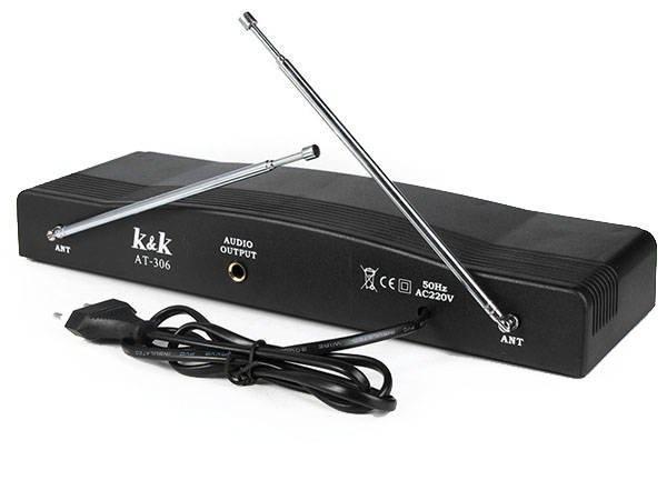 Karaoke sæt med 2 trådløse mikrofoner og central enhed