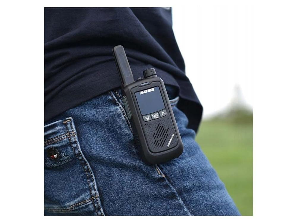 Kraftfullt Walkie Talkie Med Kit