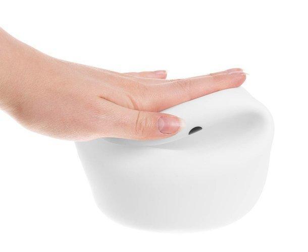 Natlampe - Genopladelig - 16 farver / 9 lysstyrkeniveauer med fjernbetjening