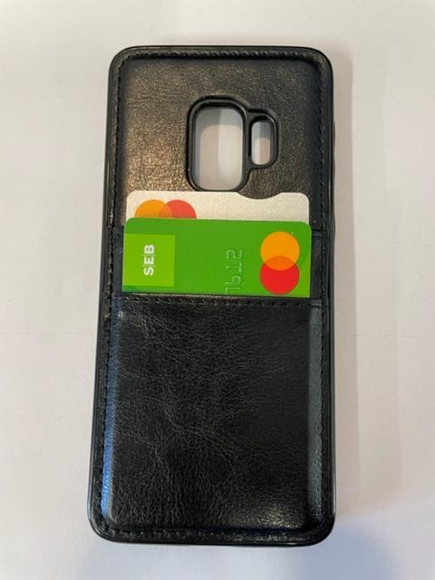 Samsung S9 skal med 2 kortplatser, konstskinn