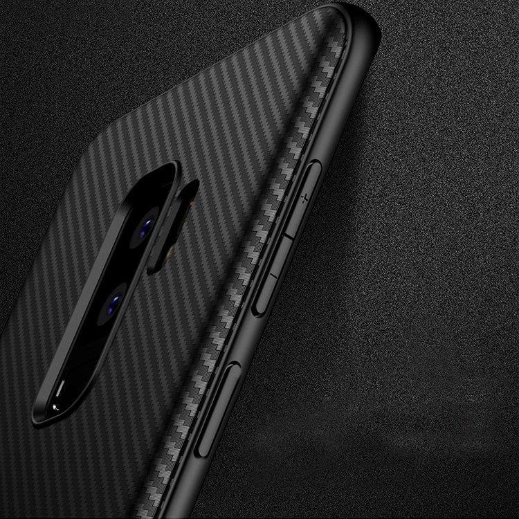 iPaky Gummiskal Samsung S9 Plus i kolfiberdesign